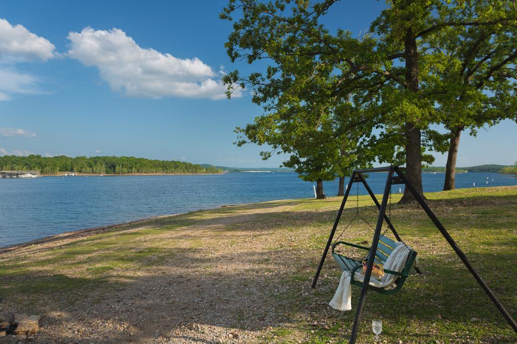 Branson Yacht Club Hotel Indian Point Exterior photo
