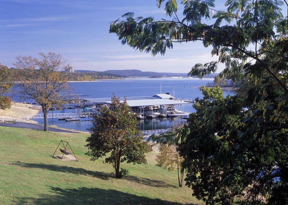 Branson Yacht Club Hotel Indian Point Exterior photo