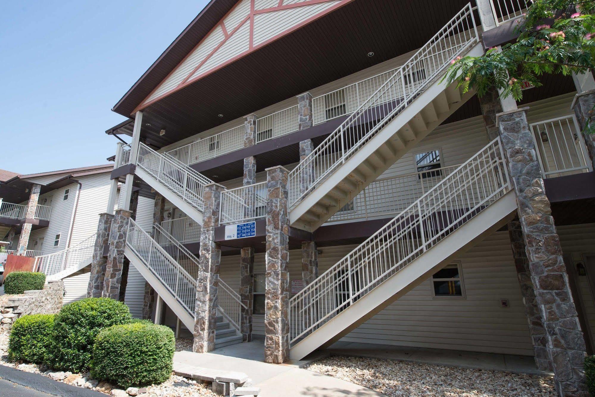 Branson Yacht Club Hotel Indian Point Exterior photo