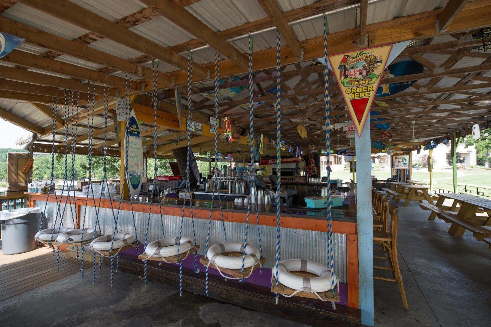 Branson Yacht Club Hotel Indian Point Exterior photo