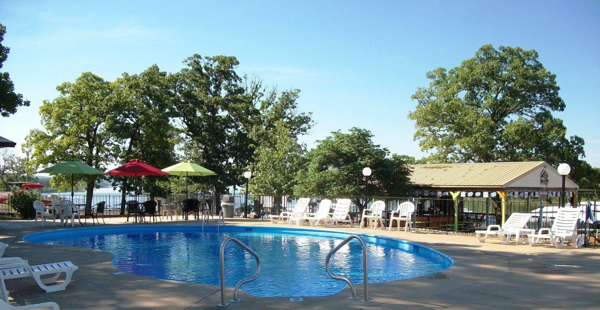 Branson Yacht Club Hotel Indian Point Exterior photo